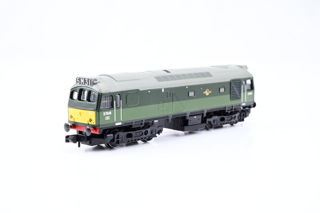 Graham Farish N Gauge 371-077 Class 25/3 Diesel BR Two-Tone Green Small Yellow Panel No.D7648 - Boxed