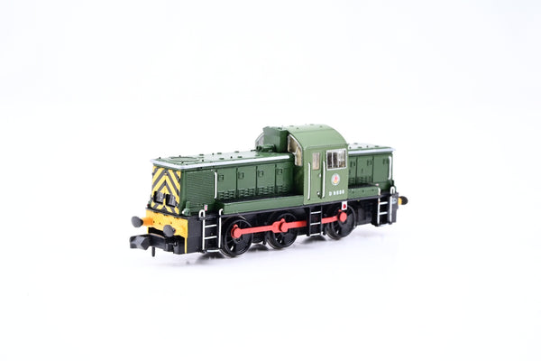 Graham Farish N Gauge 372-950 Class 14 Diesel BR Green w/ Wasp Stripes No.D9555