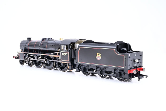 Hornby OO Gauge R30393 BR Black Early Emblem 4-6-0 Stanier Class 5MT 'Black 5' No.44907 - Boxed