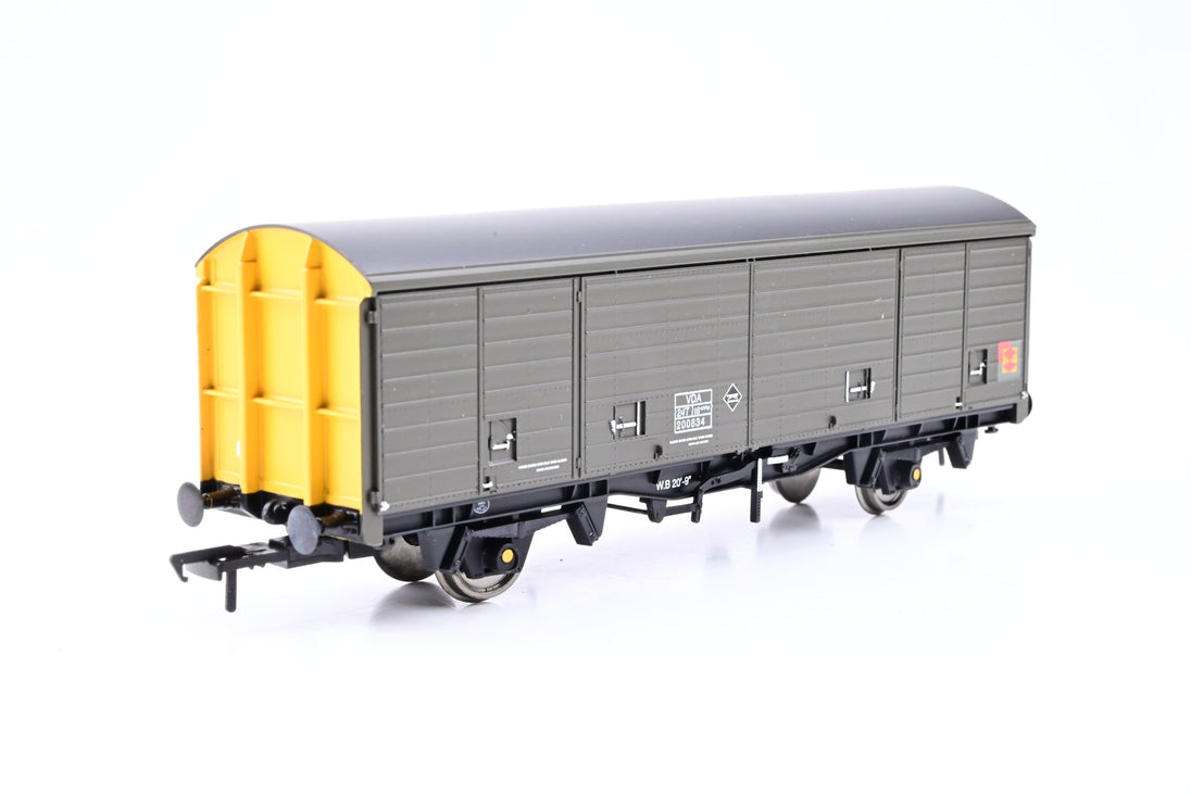 Bachmann OO Gauge 38-142 Rail Freight Distribution 29 Ton Sliding Door