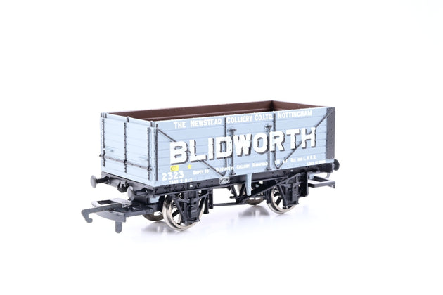 Hornby OO Gauge R6164 'Blidworth' Grey 7-Plank Wagon No.2323 - Boxed