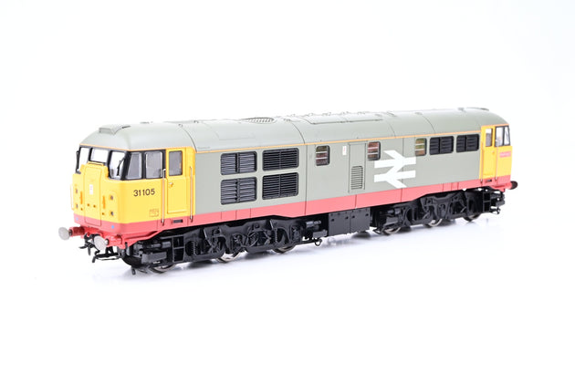 Hornby OO Gauge R2754 BR Railfreight Red Stripe Class 31 No.31105 - Boxed
