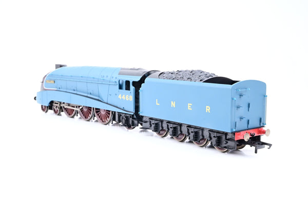 Hornby OO Gauge R3371 LNER Blue Class A4 No.4468 'Mallard' - Railroad Edition, Boxed