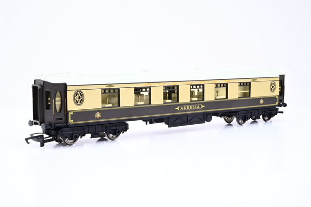 Hornby OO Gauge R1118 'The Southern Belle' Train Set w/ SR Green King Arthur Class No.797 'Sir Blamor de Ganis' + 3 Pullman Cars - Boxed