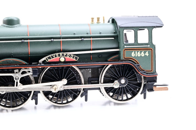 Hornby OO Gauge R1007 'Football Special' Train Set BR B17 Liverpool BR Lined Green L/Crest 3 MK1 Coaches No.61664 - Boxed