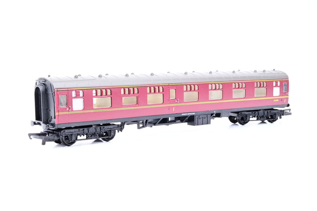 Hornby OO Gauge R1007 'Football Special' Train Set BR B17 Liverpool BR Lined Green L/Crest 3 MK1 Coaches No.61664 - Boxed