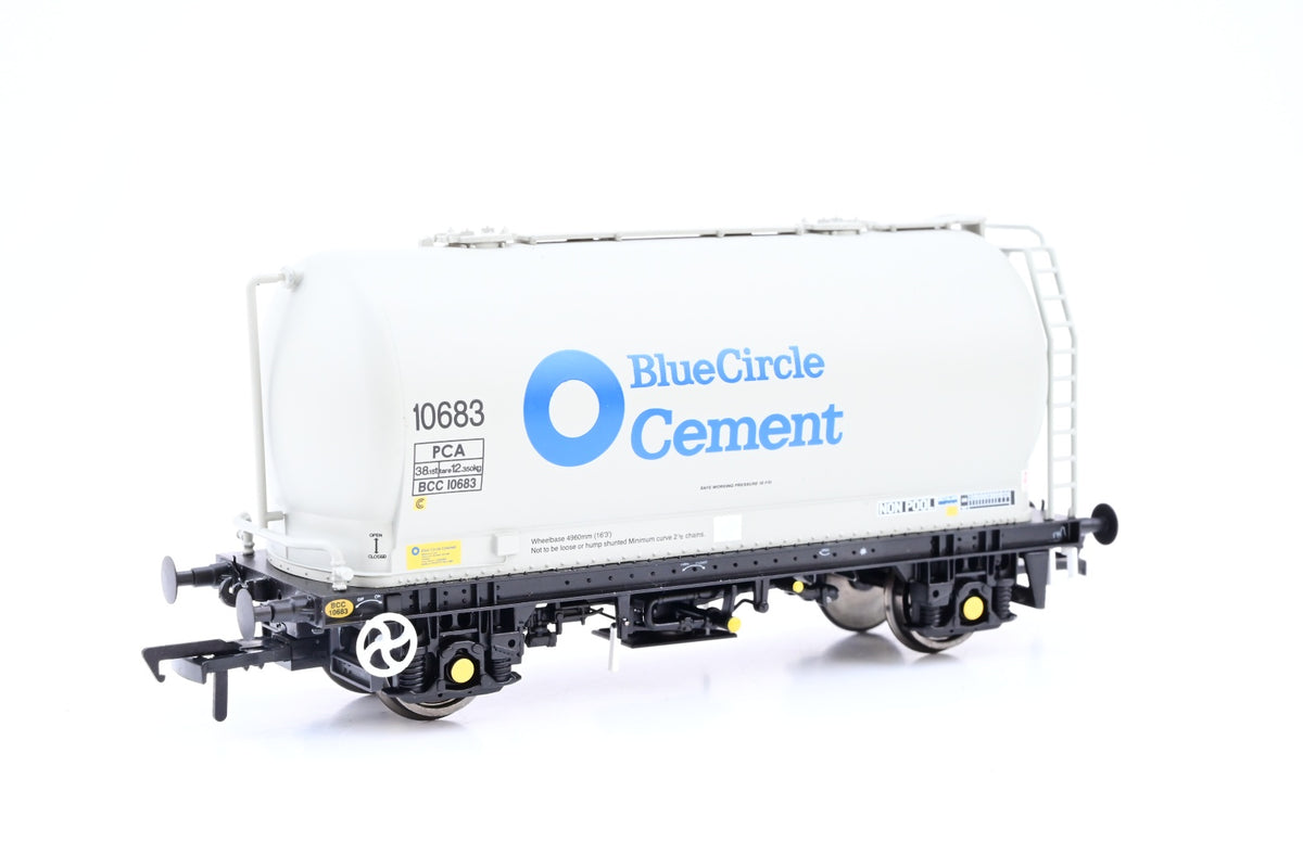 Bachmann OO Gauge 38-650 PCA Metalair Wagon Blue Circle Cement No.1068
