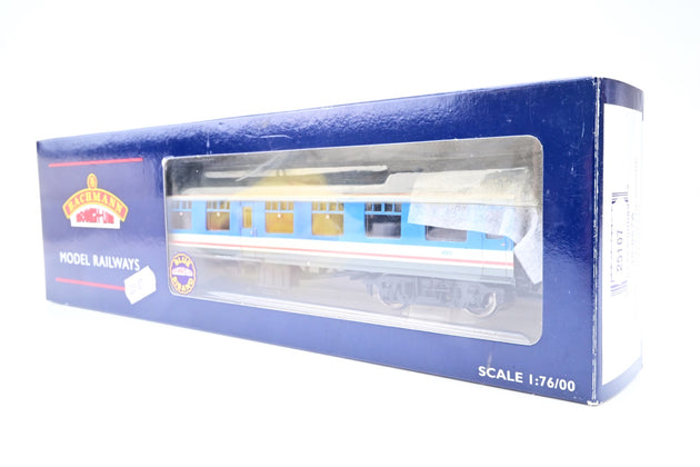 Bachmann OO Gauge 34-608 MK1 Suburban Second Open BR Crimson No.E48040 - Boxed