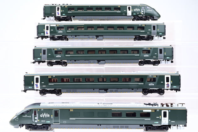 Hornby OO Gauge R3691 Class 800 IEP 5-Car Set 800010 'Paddington Bear' GWR Green - Boxed