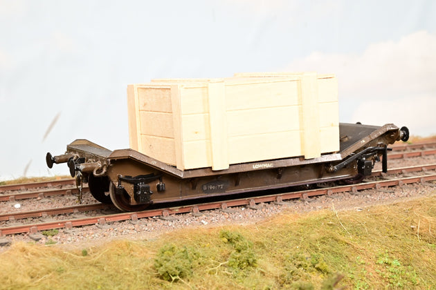 Kit Built O Gauge BR Grey 12T Lowmac Wagon w/ Crate Load No.B196172 - Heavily Weathered, Unboxed