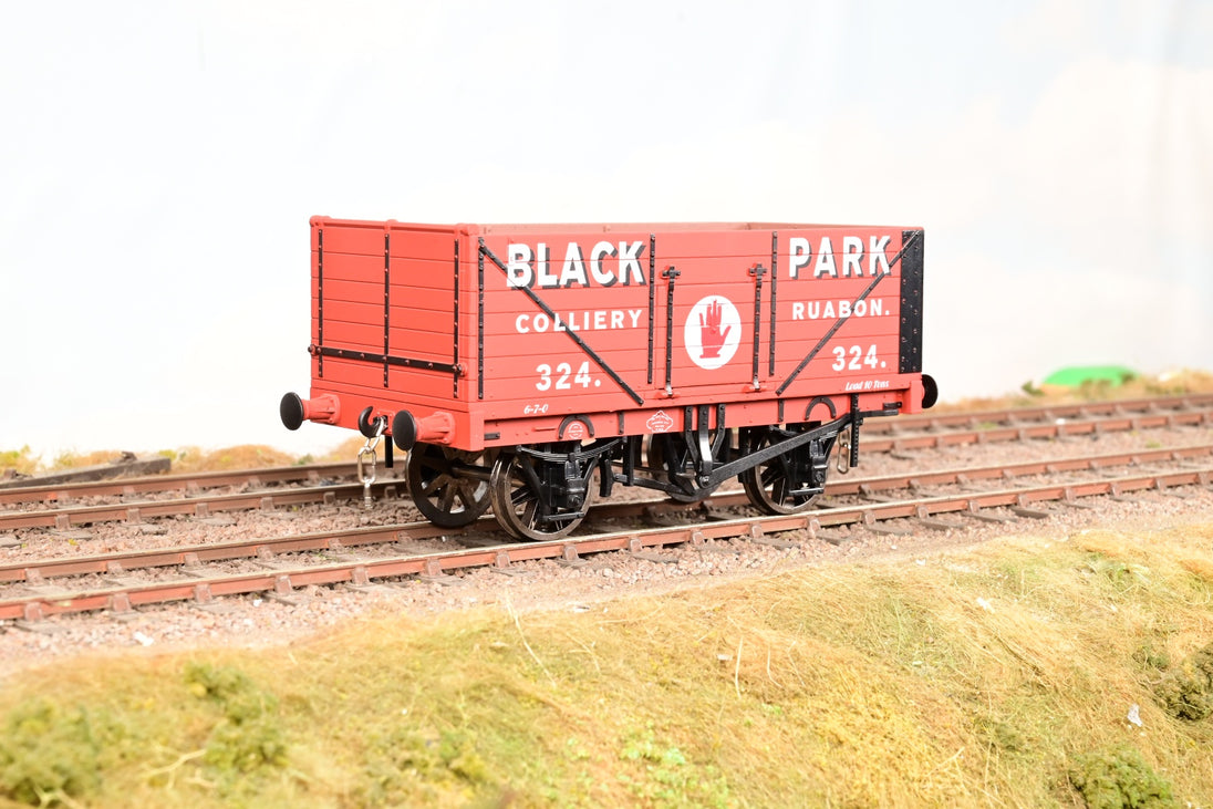 Dapol O Gauge 7F-071-022 'Black Park Colliery, Ruabon' 7-Plank Open Wa