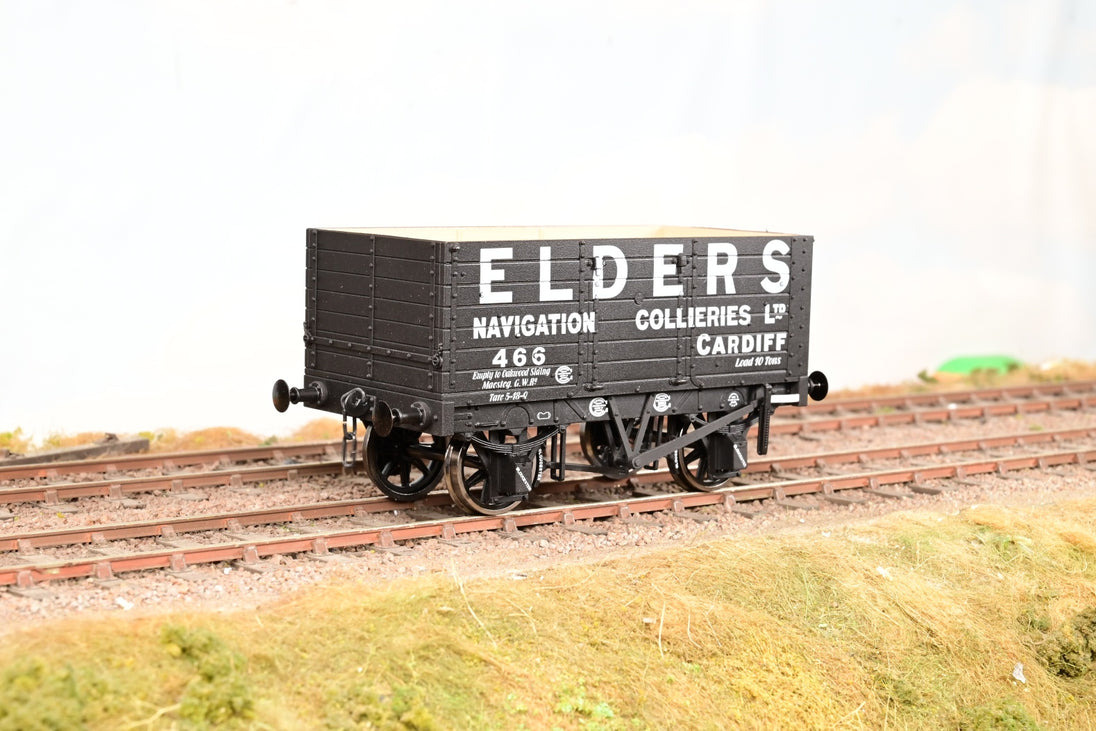 Dapol O Gauge 7F-073-002 'Elders Navigation Collieries Ltd.' 7-Plank 3