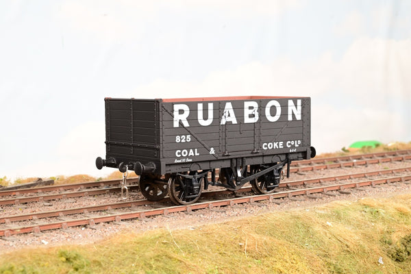 Dapol O Gauge 7F-071-029 'Ruabon' 7-Plank Open Wagon No.825 - Boxed