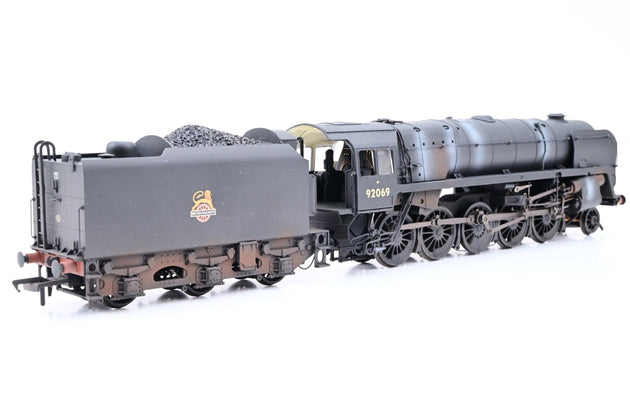 Bachmann OO Gauge 32-852A BR Black Early Crest Standard 9F No.92069 - Weathered, Boxed