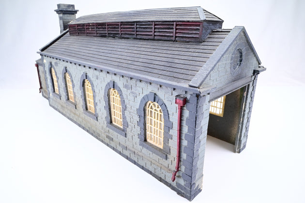O Gauge Single Track Engine Shed - Collection Only