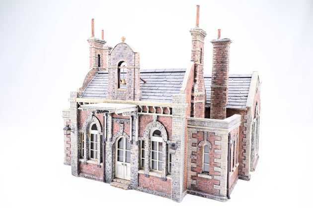 O Gauge Single Track Station & Goods Shed - Collection Only