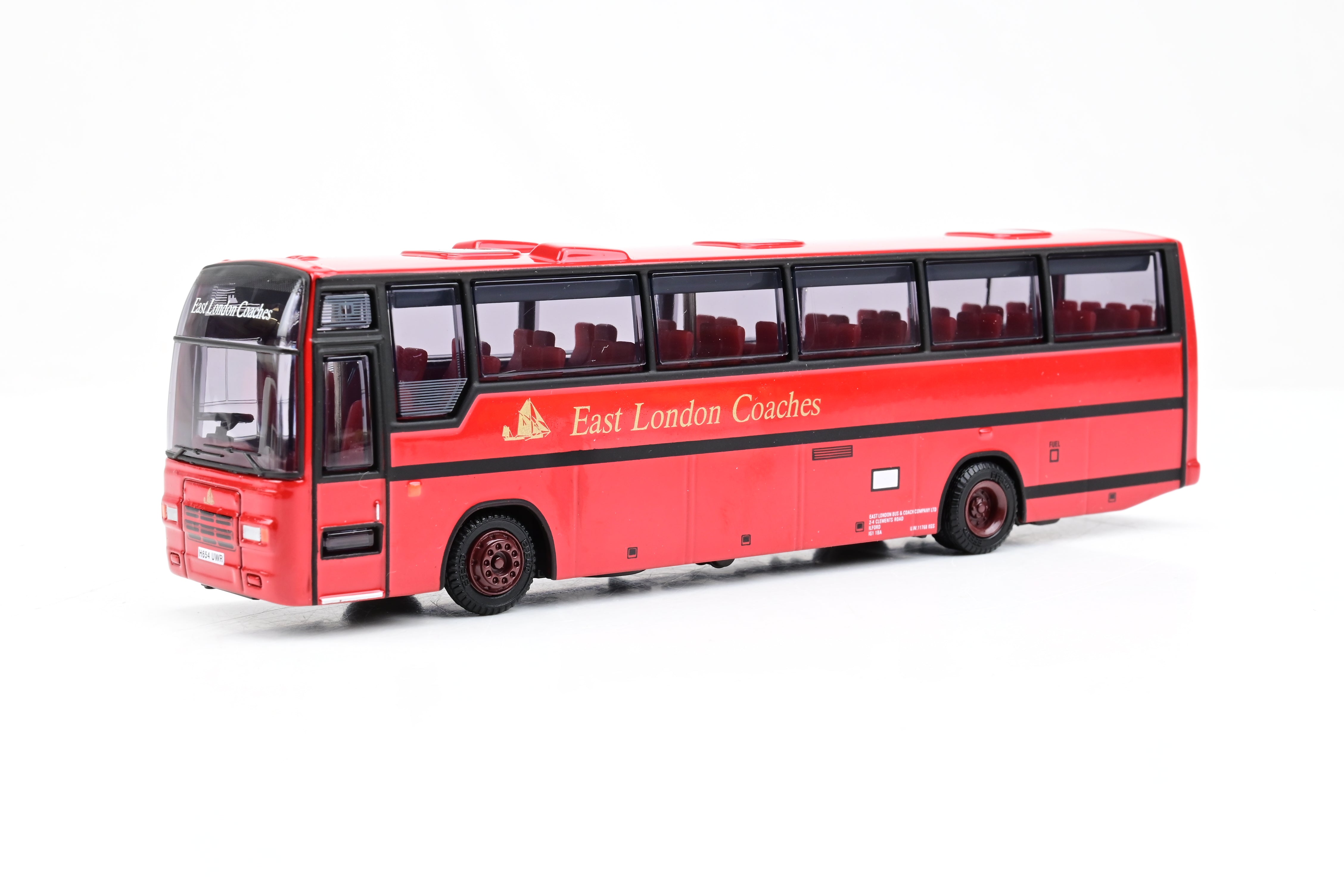 EFE (Gilbow) 1:76 26613 East London Coaches Red Plaxton Paramount Diec