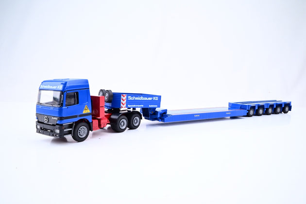 Conrad 1:50 Scale 40117/0 Goldhofer Low Loader + Mercedes Actros Blue Tractor - Boxed