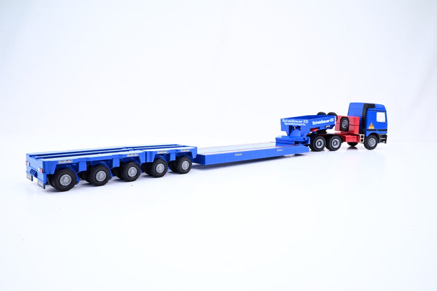 Conrad 1:50 Scale 40117/0 Goldhofer Low Loader + Mercedes Actros Blue Tractor - Boxed