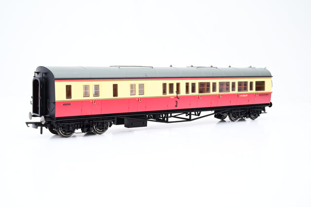Hornby OO Gauge R40472 BR Collet Coaches Corridor Brake Third LH 4936