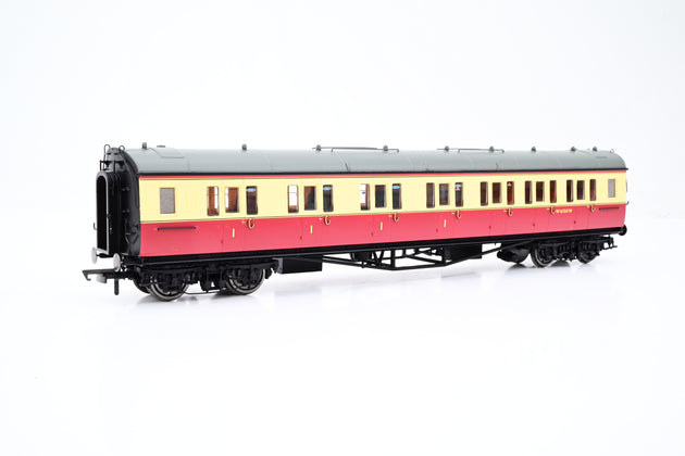 Hornby OO Gauge R40475 BR Collet Coaches Corridor Composite RH 6150