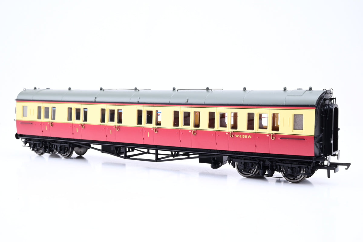 Hornby OO Gauge R40475 BR Collet Coaches Composite RH 6150