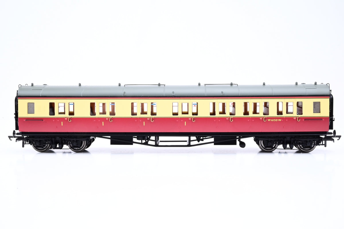 Hornby OO Gauge R40475 BR Collet Coaches Composite RH 6150