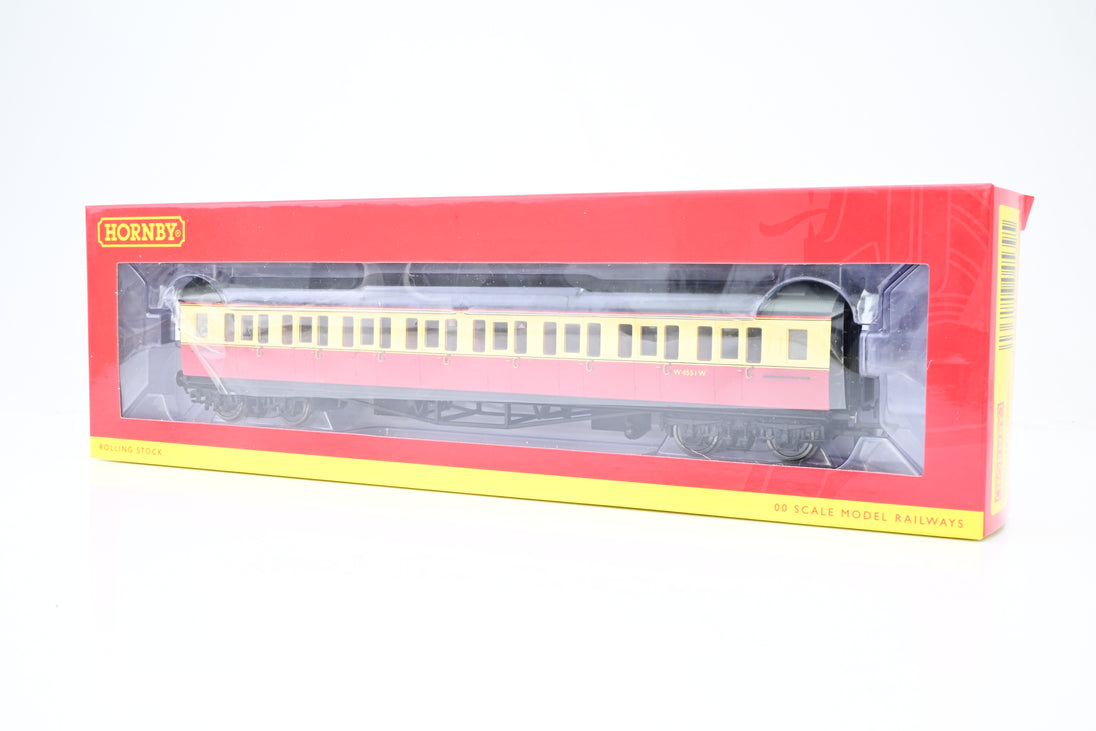 Hornby OO Gauge R40476 BR Collet Coaches Corridor Third 4551